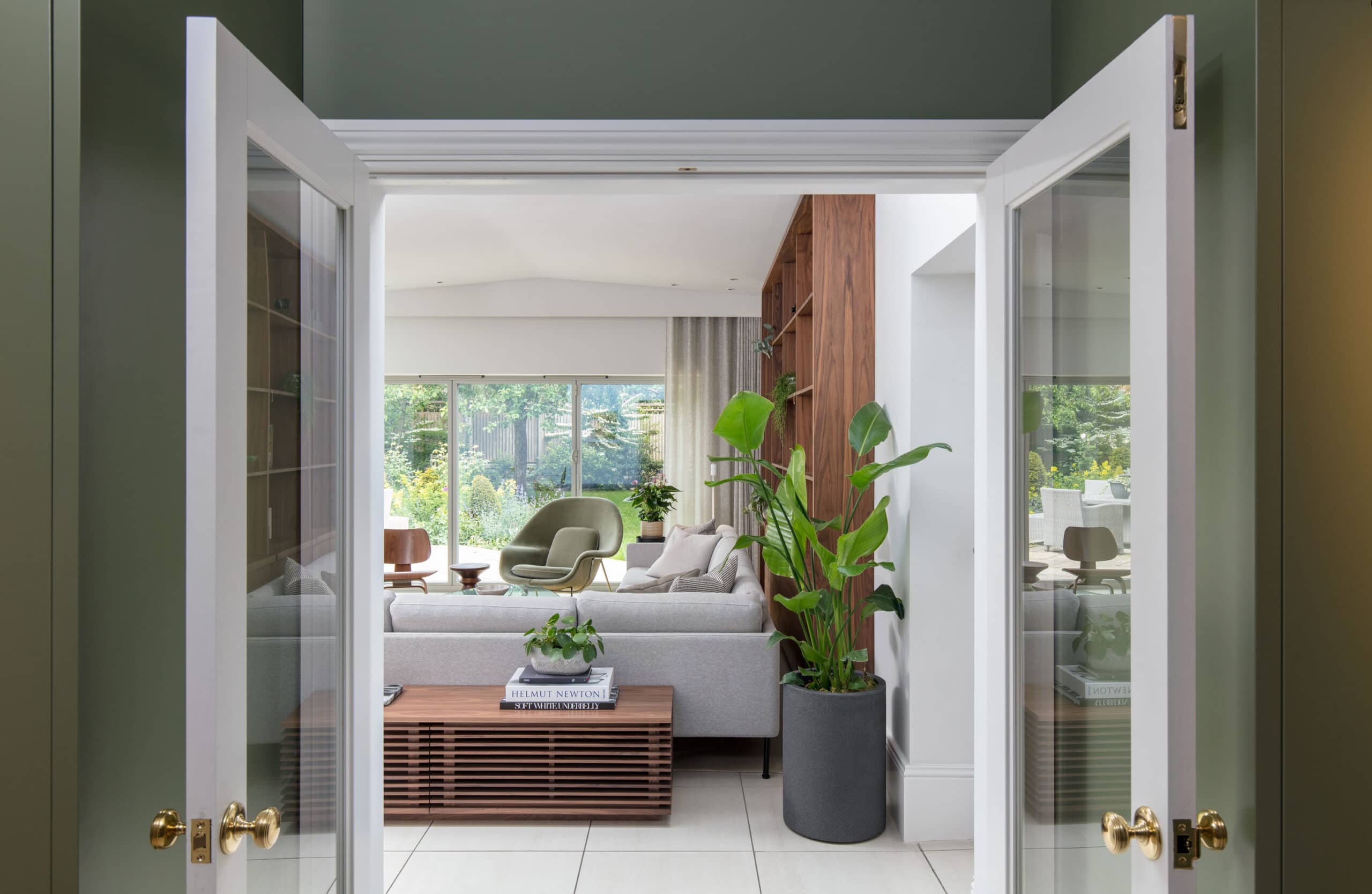 Elegant living room designed by Randa Kort Interior Design in St Albans, Hertfordshire, showcasing space planning and home extension services.